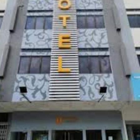 Hotel Zamburger De Melaka Exterior photo
